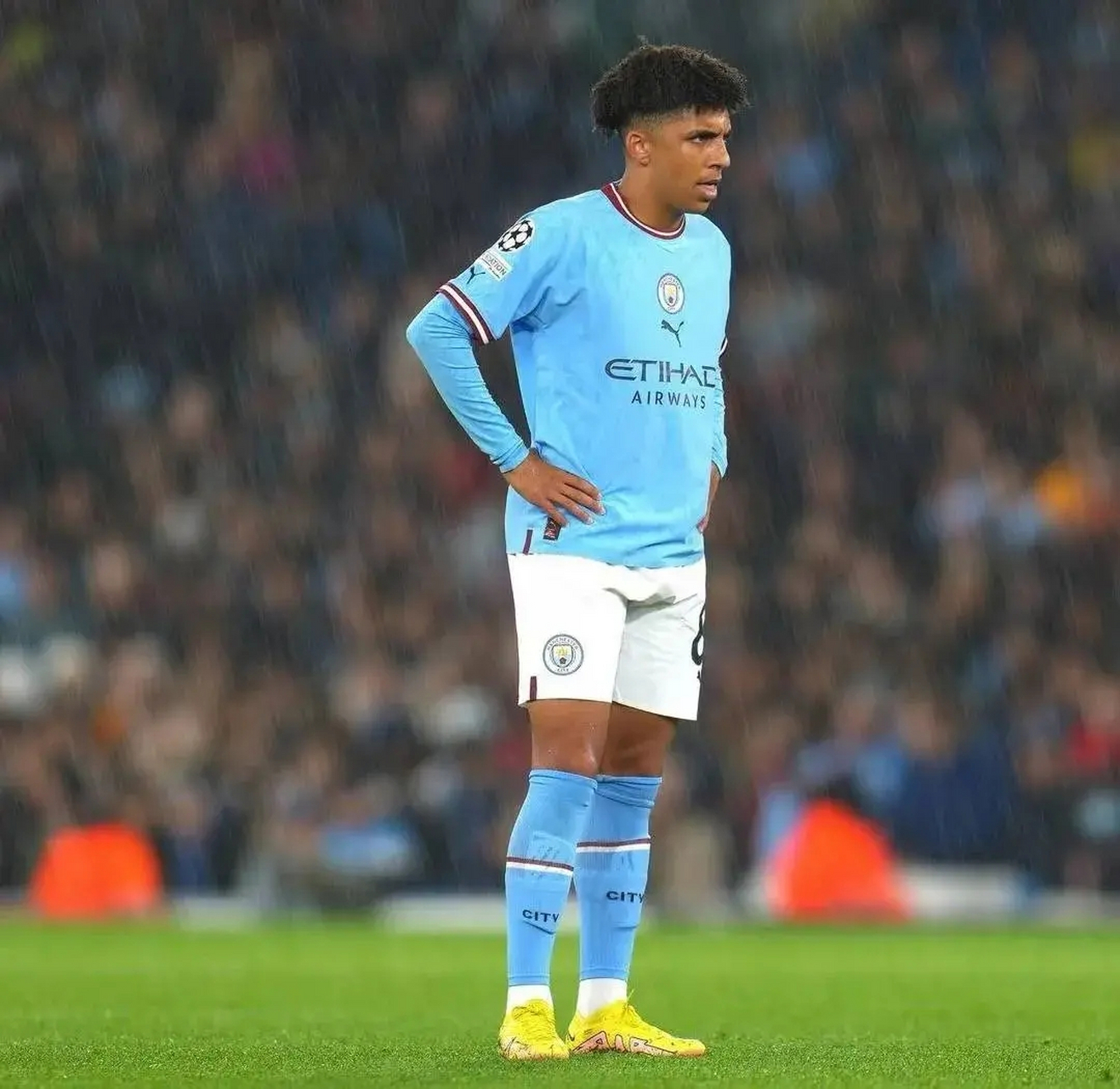 曼城遭遇惨败后连续三轮取得胜利是哪一年