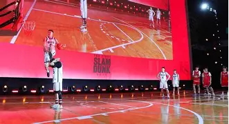 现场气氛火爆,比赛吸引大批观众进行 现场气氛火爆,比赛吸引大批观众进行